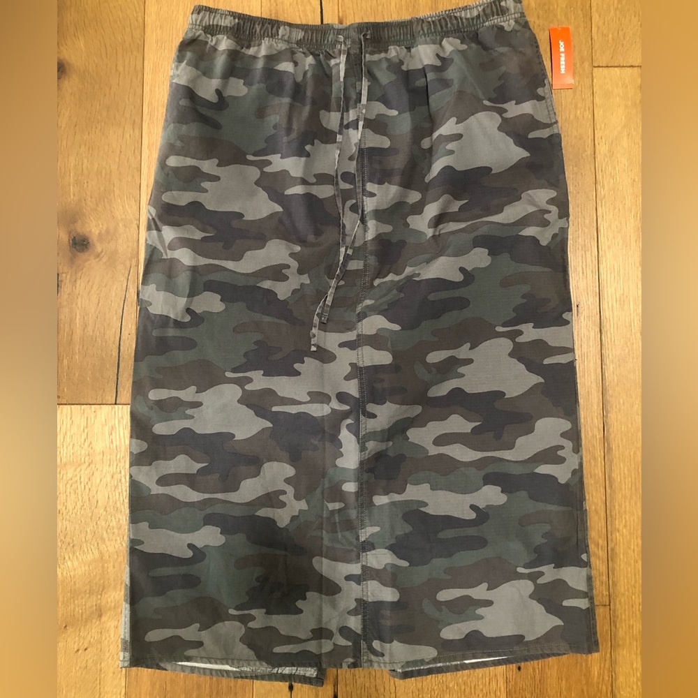 Joe Fresh NWT Camouflage Grey Skirt